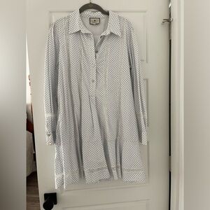 Tuckernuck White and Blue Floral Blouse Large